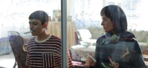 Lire la suite à propos de l’article Zan O Bacheh / Mother and Child de Saeed Roustaee